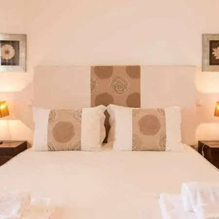 Apartment T2 Piscina E Vista Mar Del Rey Obidos A6 *