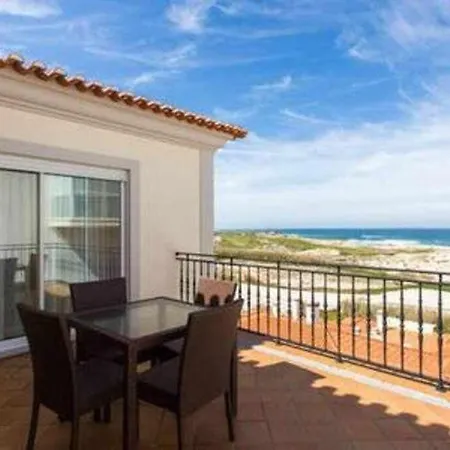Apartment T2 Piscina E Vista Mar Del Rey Obidos A6 *